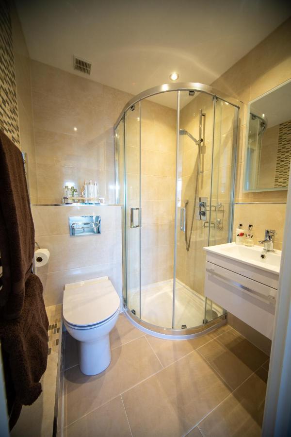 Trethvor House Ensuite Double Room With Free Parking In Quiet Residential Area Padstow Exterior photo