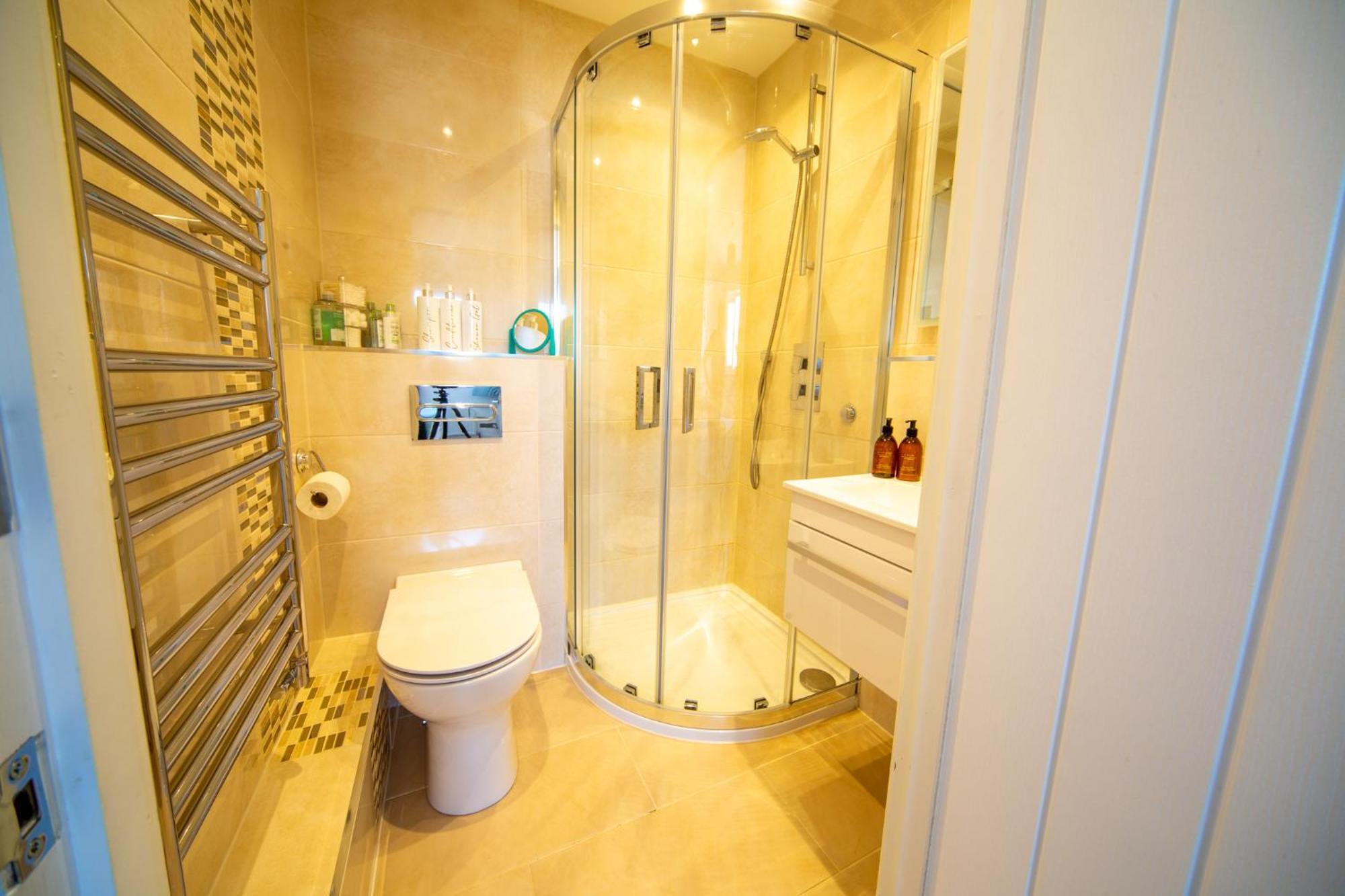 Trethvor House Ensuite Double Room With Free Parking In Quiet Residential Area Padstow Exterior photo